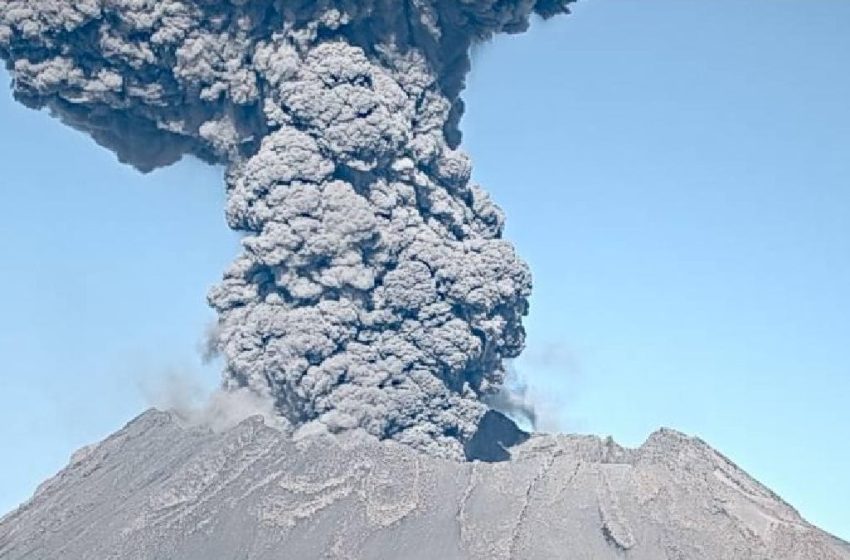  El volcán Ubinas registró hoy la explosión «más grande» desde que inició su proceso eruptivo