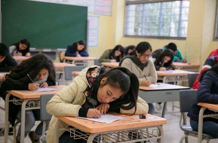  Beca 18: Gobierno financiará entrega de 10,000 becas durante el próximo año