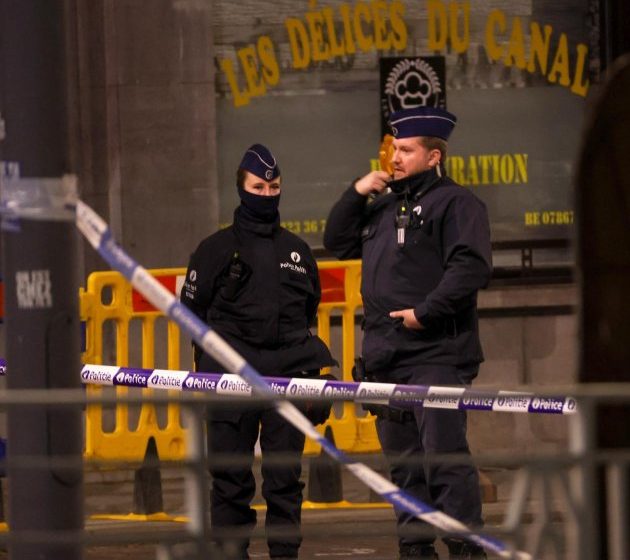  Al menos dos muertos en un tiroteo en Bruselas al grito de «Alahu akbar»