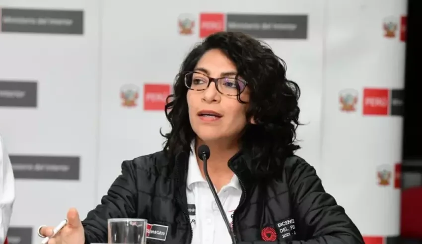  Ministra de Cultura defiende viajes de Dina Boluarte: «Estamos buscando inversiones para el Perú»