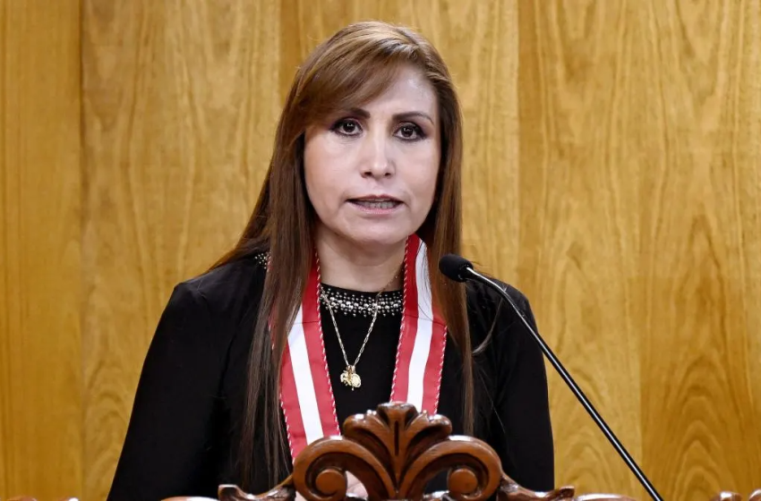  Patricia Benavides presentó una denuncia constitucional contra Dina Boluarte y el premier por «homicidio calificado»