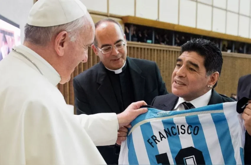  Papa Francisco: “Maradona fue un grande, pero como hombre fracasó”
