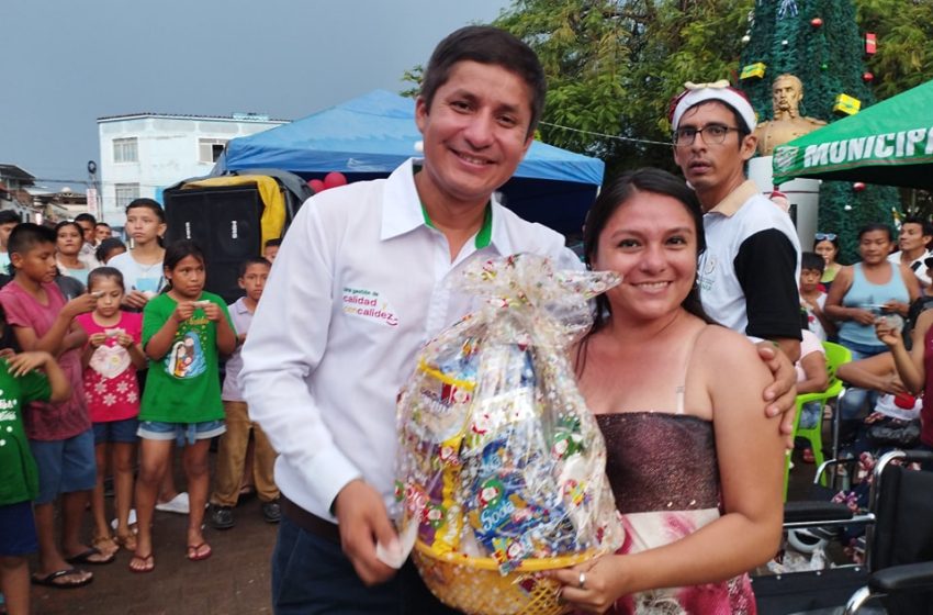  MPMC – JUANJUI: Sorteo de Canastas Navideñas se llevó a cabo en medio de gran emoción de los asistentes a la Chocolatada
