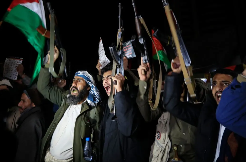  Hutíes del Yemen atacaron con un misil a petrolero noruego que «se dirigía a Israel»