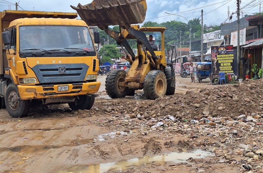  Con maquinaria de la Municipalidad de Mariscal Cáceres – Juanjuí y de Juanjuicillo realizan limpieza y descolmatación en la carretera Fernando Belaunde Terry