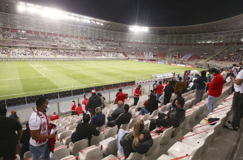  Dina Boluarte anuncia que se evaluará si partidos de la Liga 1 se juegan sin público