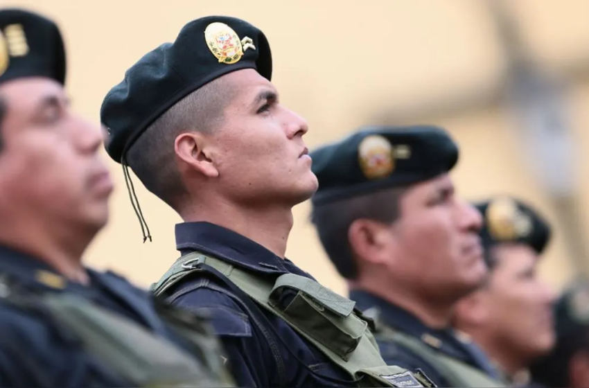  El Perú ha visto pasar siete comandantes de la Policía Nacional del Perú en menos de cuatro años