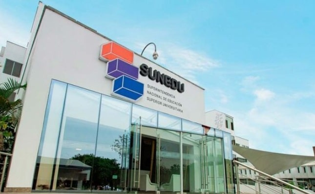  Se acabó la virtualidad en universidades: Sunedu prohíbe clases a distancia en un 100%