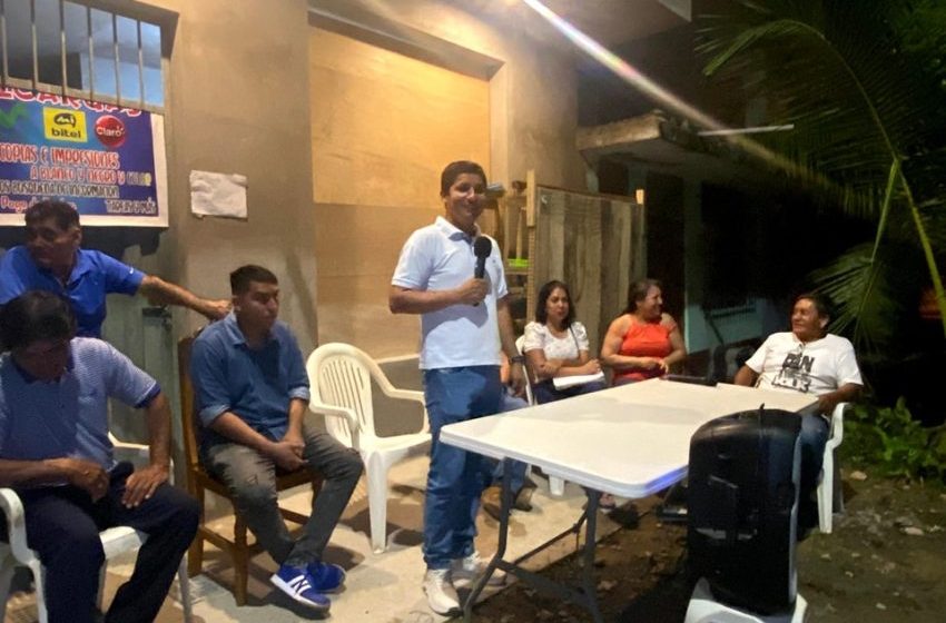  Autoridad Municipal Provincial se reunió con los vecinos del sector Los Jardines con el propósito de escuchar sus principales necesidades