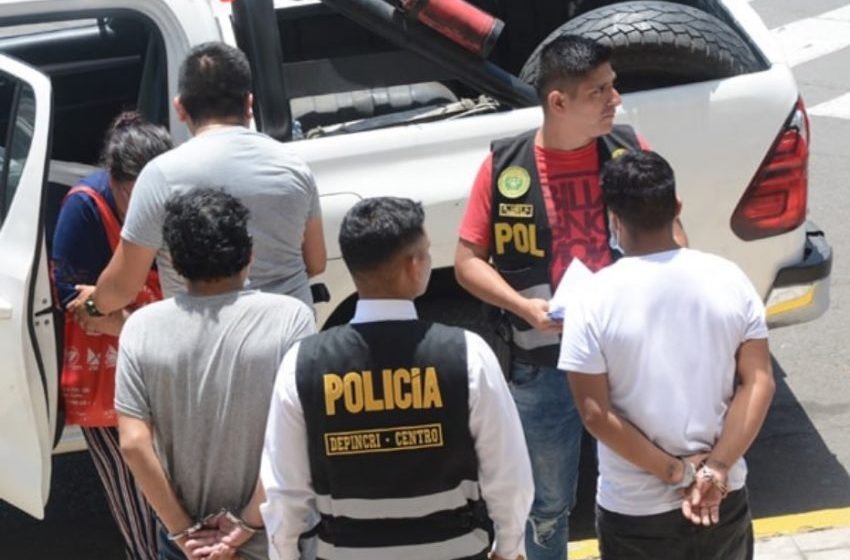  Policías y fiscales al borde del choque