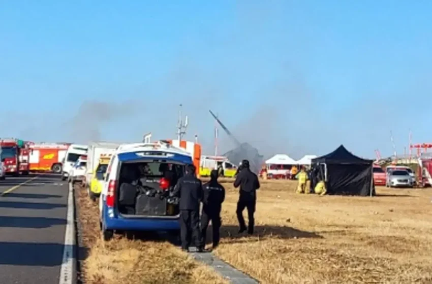  Fallecen al menos 85 personas en un accidente aéreo en el suroeste de Corea del Sur
