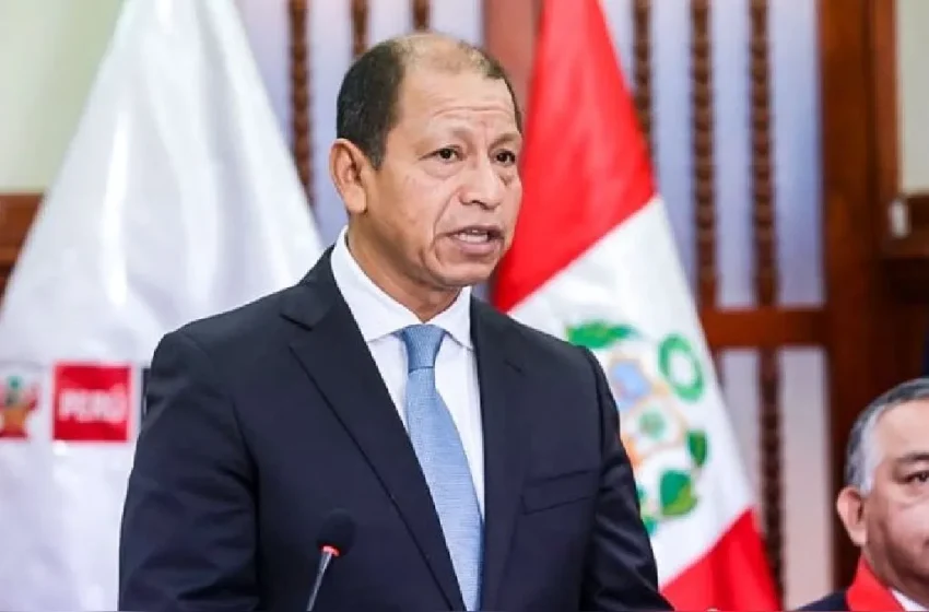  Daniel Maurate: «Estoy seguro de que el Congreso va a dar el voto de confianza al gabinete Arana»