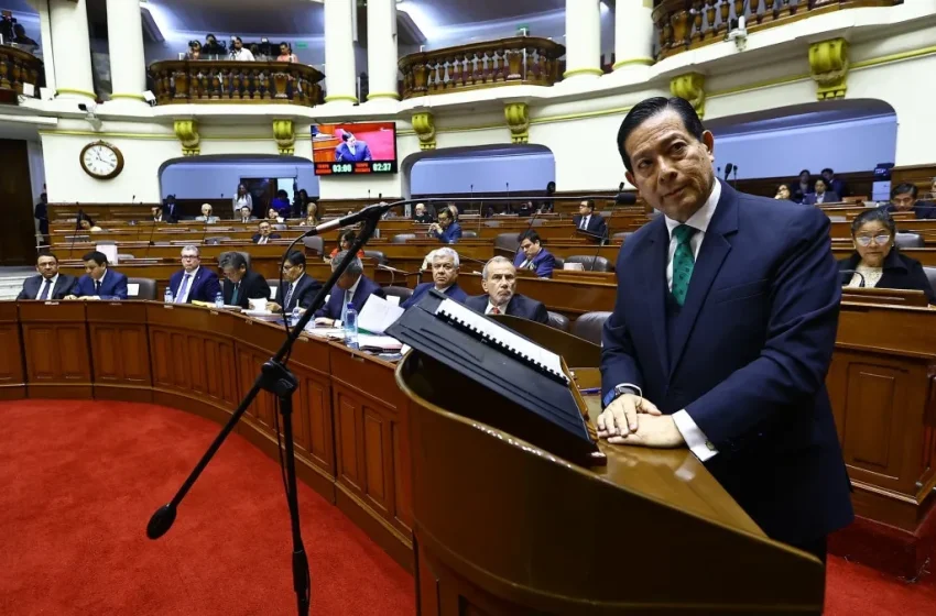  Pleno del Congreso otorgó el voto de confianza al Gabinete de Eduardo Arana