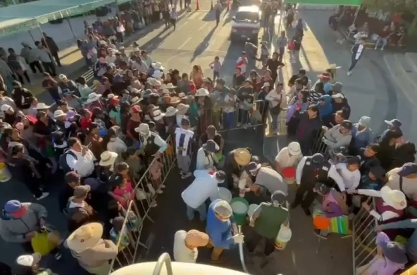  Arequipa: productores de Majes regalan más de 11 mil litros de leche a programas sociales por bloqueo de carreteras