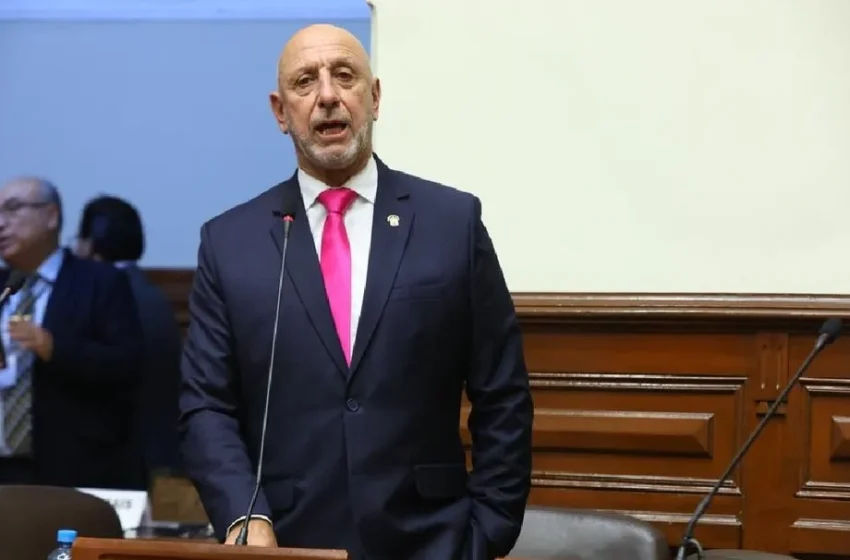  Renovación Popular votará en bloque a favor de José Cueto para presidir la Mesa Directiva del Congreso