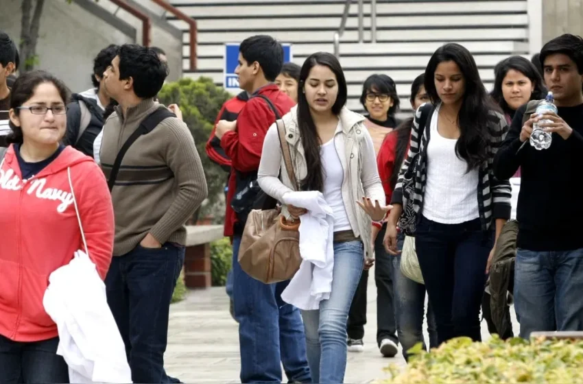  Iván Lanegra: Interés de los jóvenes en la política se ha reducido y «debe ser un punto de alerta»