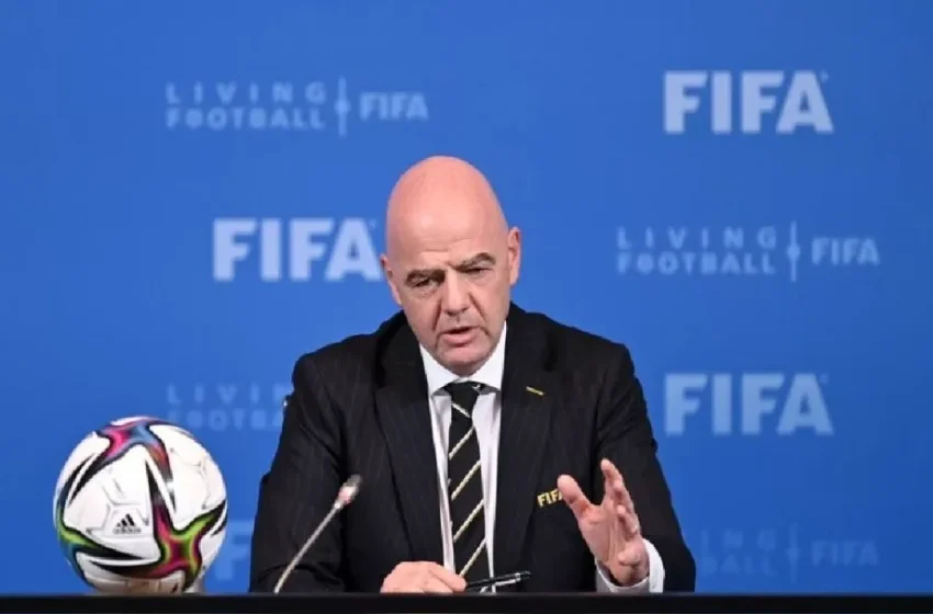  Gianni Infantino, presidente de la FIFA, repudió la «impactante violencia» tras los incidentes en Independiente vs Universidad de Chile