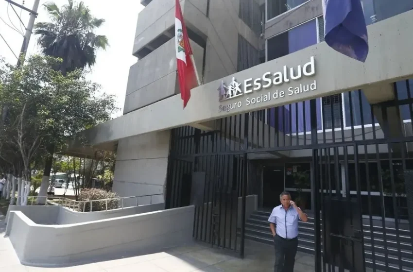  Gremios de médicos de EsSalud: «Si esta huelga se está prolongando, es por la falta de diálogo de las autoridades»