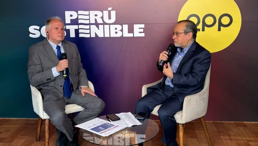  Jaime Saavedra: «Desarrollo humano es asegurarnos que todos tengan herramientas para labrarse su propio futuro»