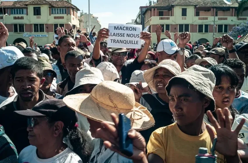  La generación Z celebra el golpe de Estado militar en Madagascar