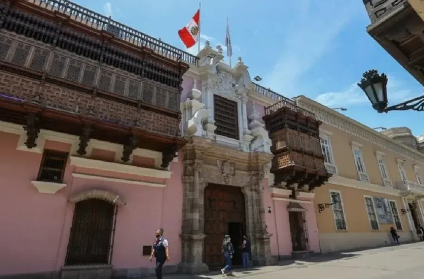  Cancillería informó que Carlos Zamora, embajador de Cuba en el Perú, terminó sus funciones y dejó el país «en forma definitiva»