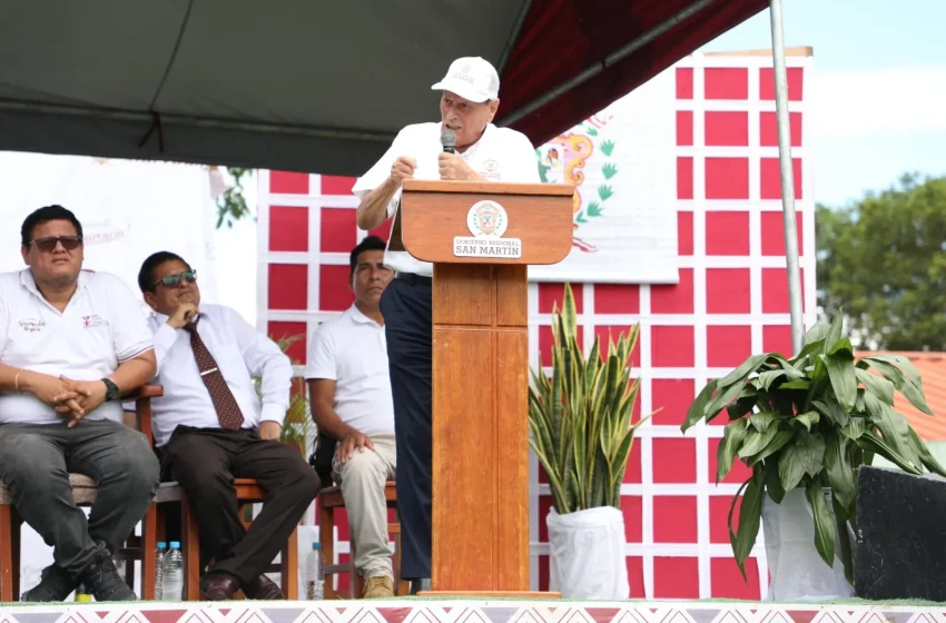  Gobernador regional anuncia nuevas obras para Juanjuí durante colocación de primera piedra