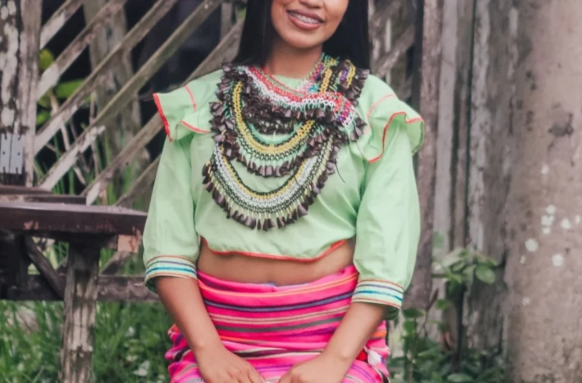  Yurimagüina lleva la belleza Shawi a las vitrinas internacionales