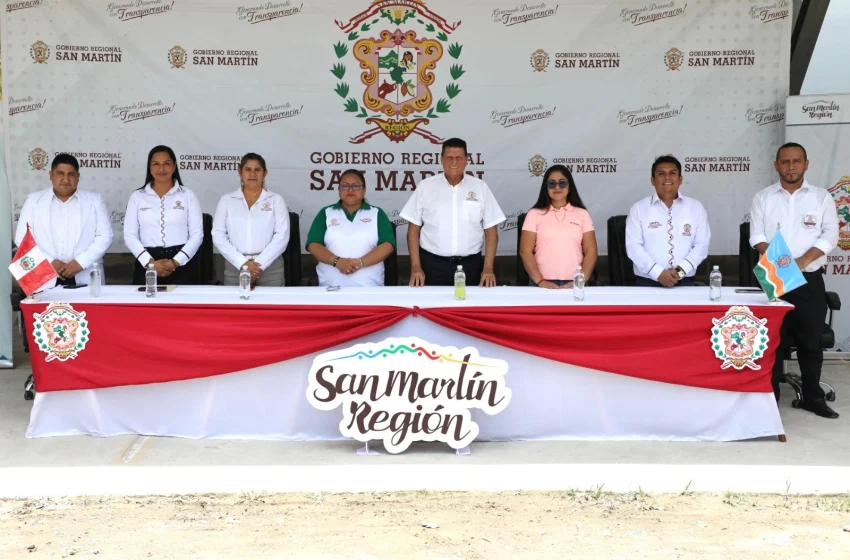  San Martín concreta histórica renovación de 34 ambulancias para el sector Salud