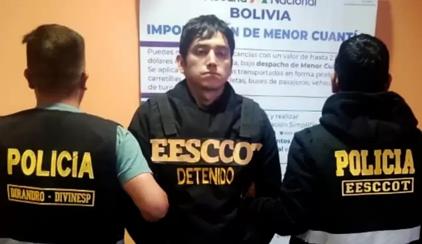  ‘Jhonsson Pulpo’ ya está bajo custodia de la PNP tras ser entregado en Desaguadero a la espera de extradición