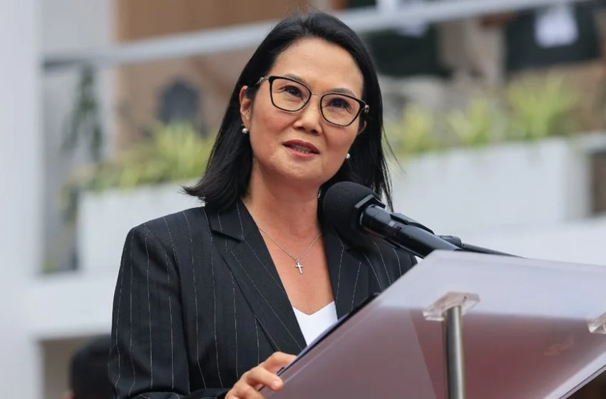  Keiko Fujimori califica de “triste” resultados de prueba PISA 2025 y anuncia construcción de 500 colegios por año