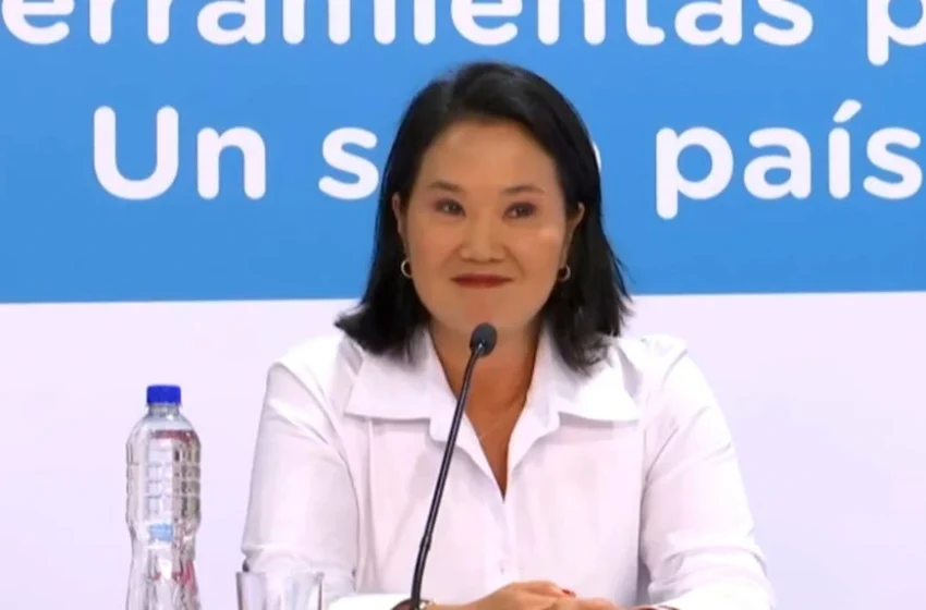  Nuevos textos escolares para el 2027 tendrán un «recorte» de la ideología, dice Keiko Fujimori